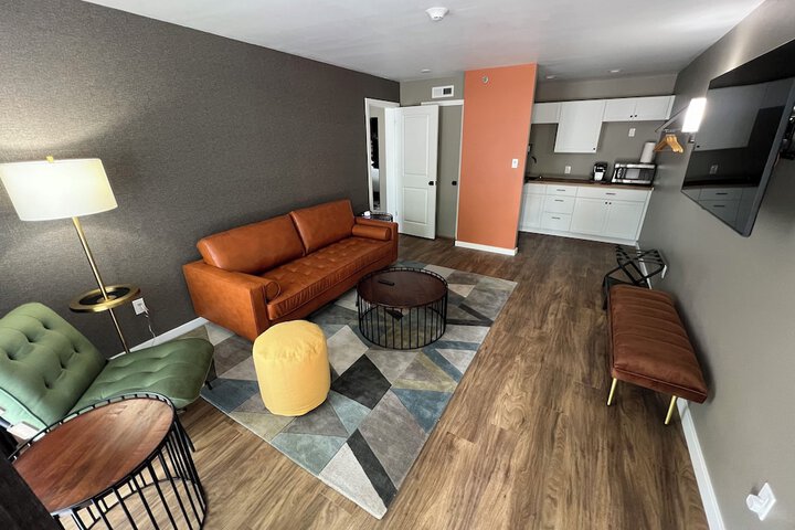 Deluxe Suite (12 of 37)