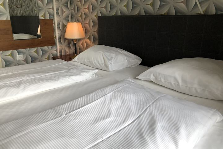 Room 3 of 31