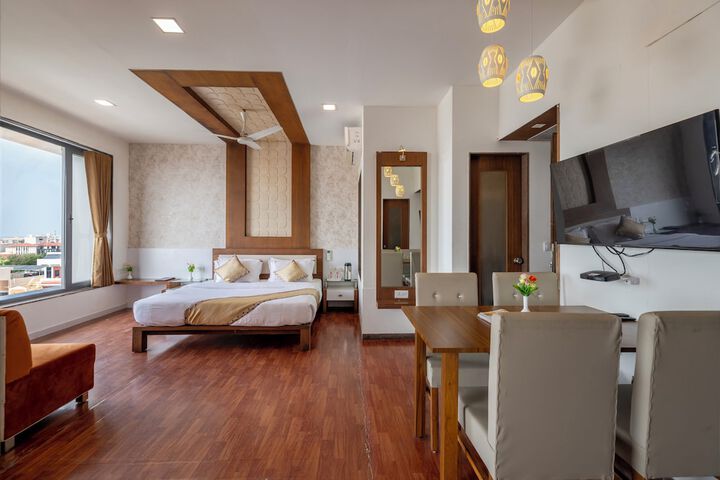 Room 25 of 55