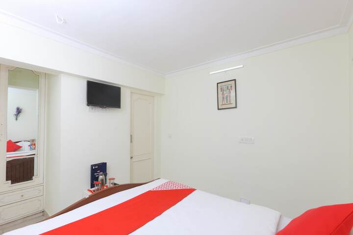Room 18 of 25