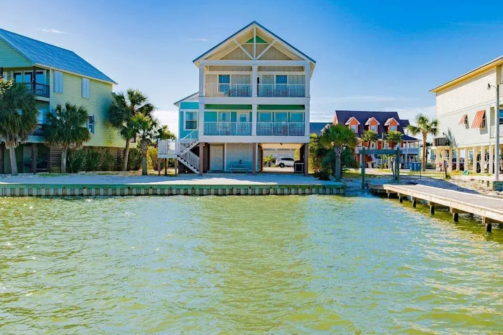 Pool 9 of 16