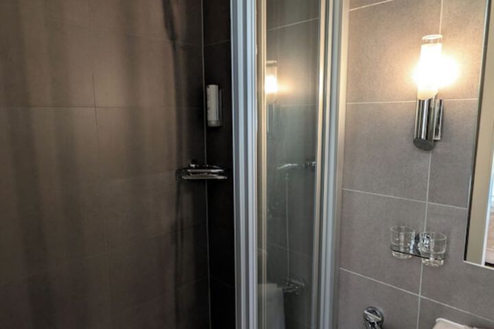 Room 55 of 91