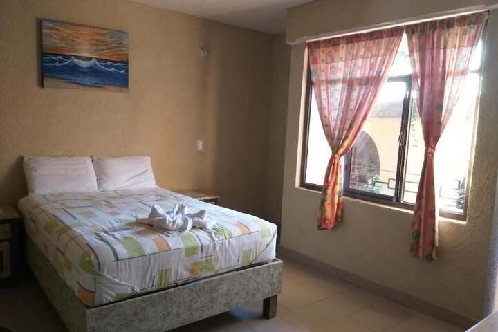Room 6 of 31