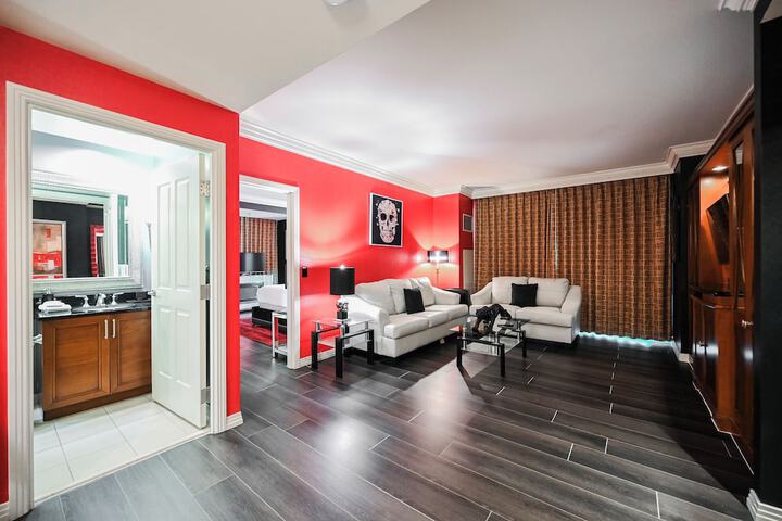 Room 203 of 438