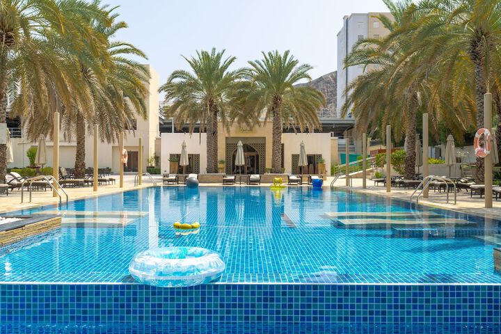 Pool 58 of 152