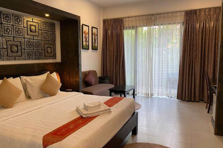 Room 56 of 298