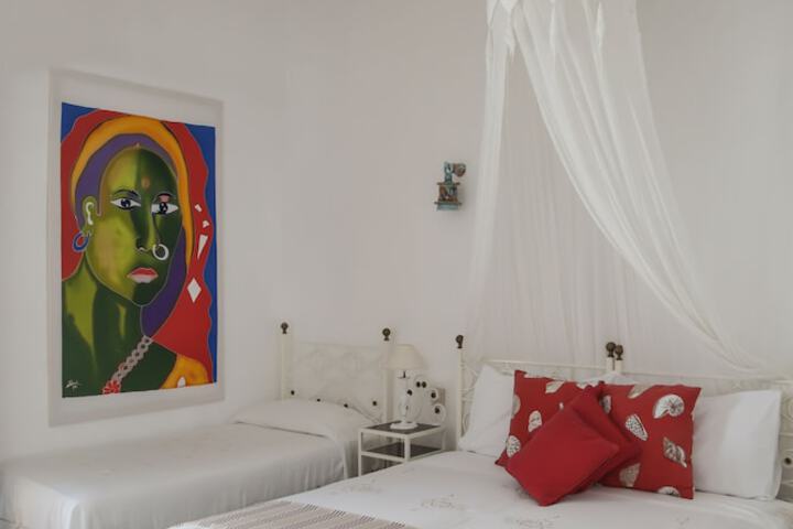 Room 9 of 50