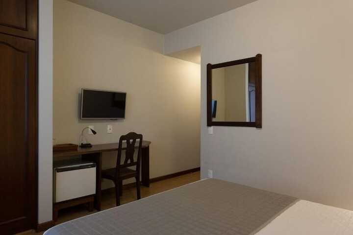 Room 16 of 41