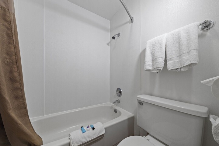Room 62 of 154