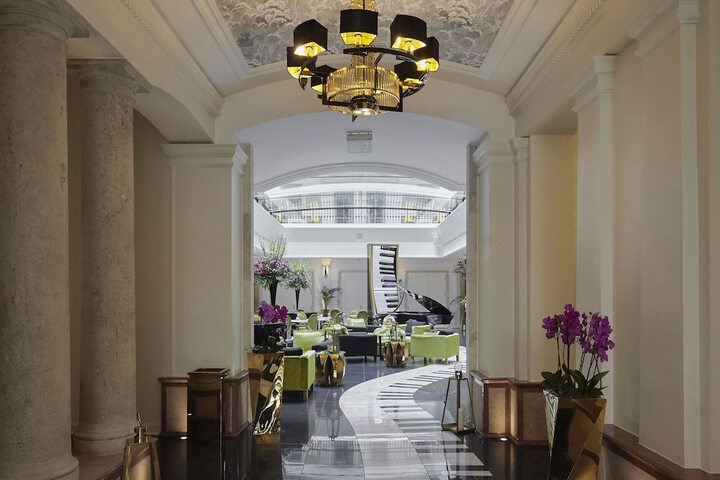 Hotel Interior 7 of 168