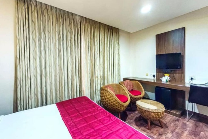 Room 4 of 22