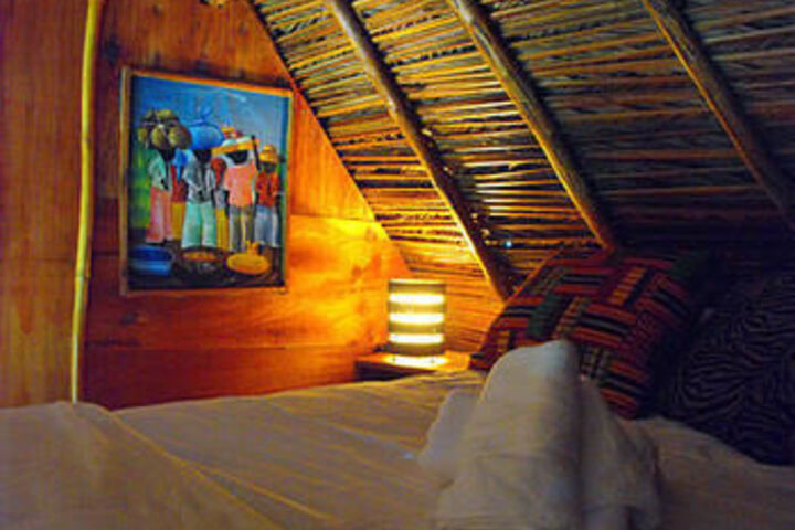 Room 16 of 32