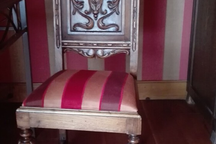 Room 13 of 26