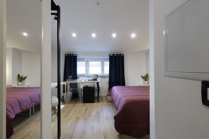 Room 6 of 58
