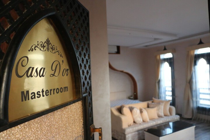 Room 20 of 97