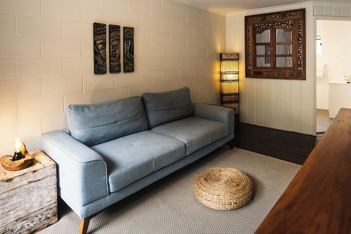 Room 12 of 115