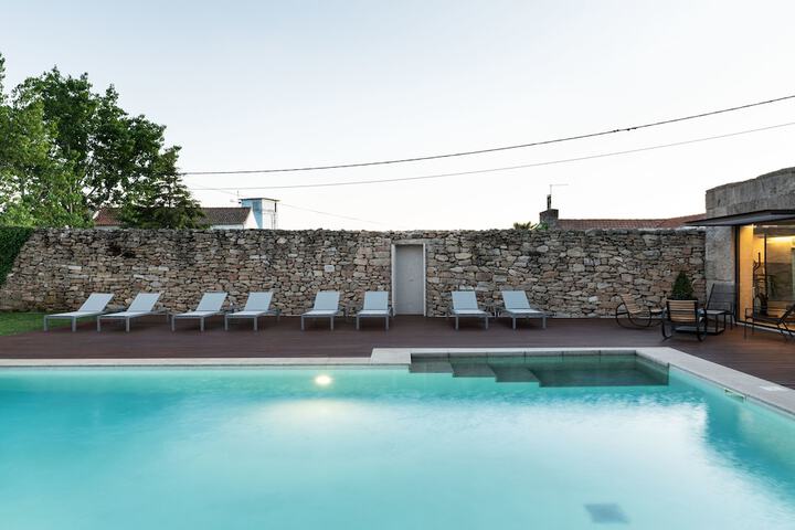 Hotel Pool