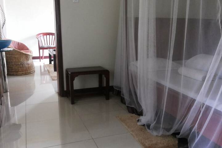 Room 32 of 78