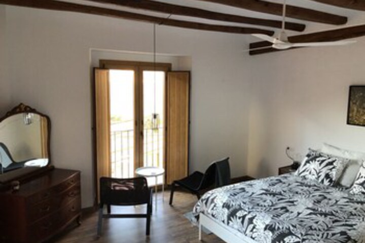 Room 19 of 162