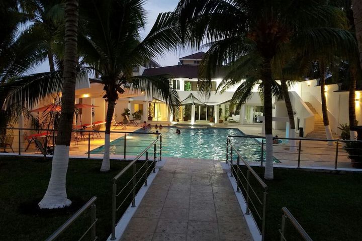 Casa Margarita Hotel & Paradise