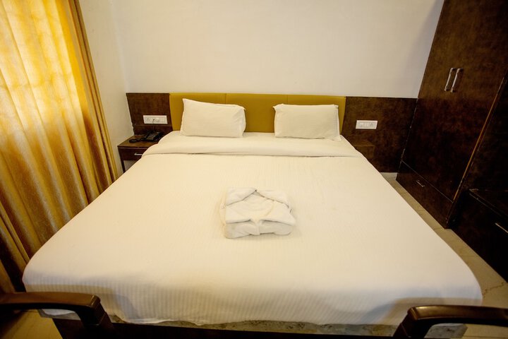 Room 26 of 30