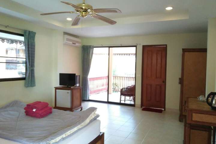 Room 19 of 50