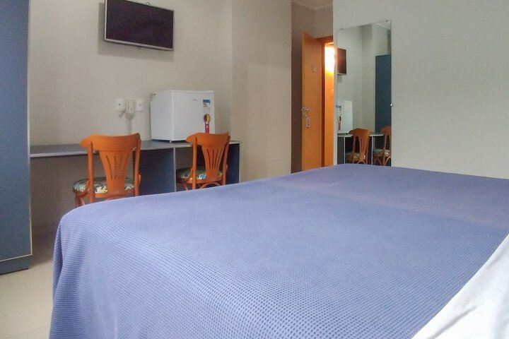 Room 13 of 60