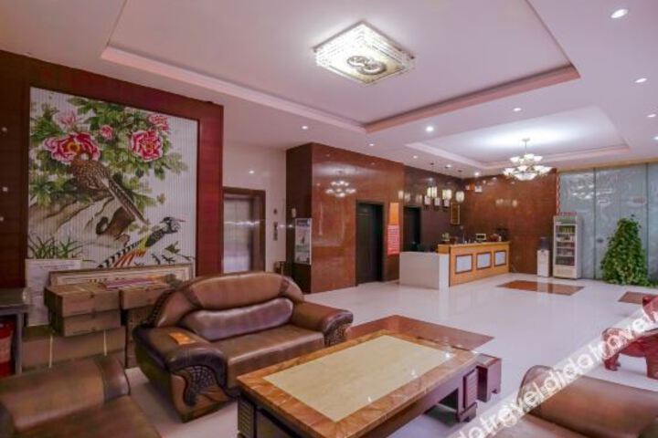 Hotel Interior 8 of 15