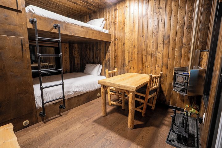 Room 72 of 145
