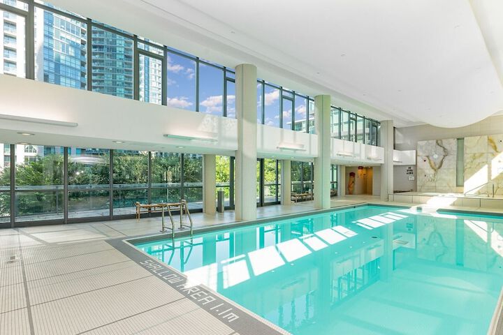 Pool 29 of 33