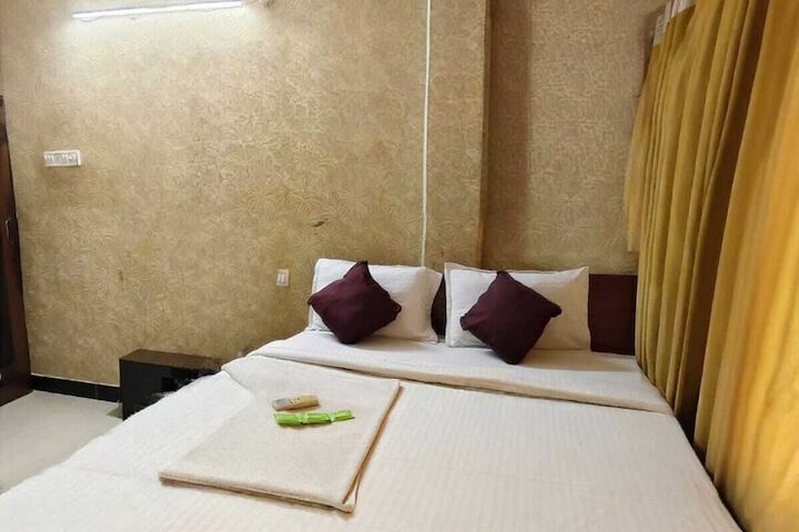 Room 21 of 83