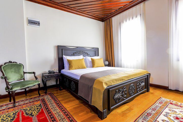 Room 20 of 49