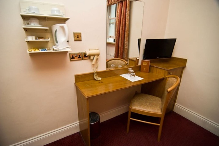 Room amenity