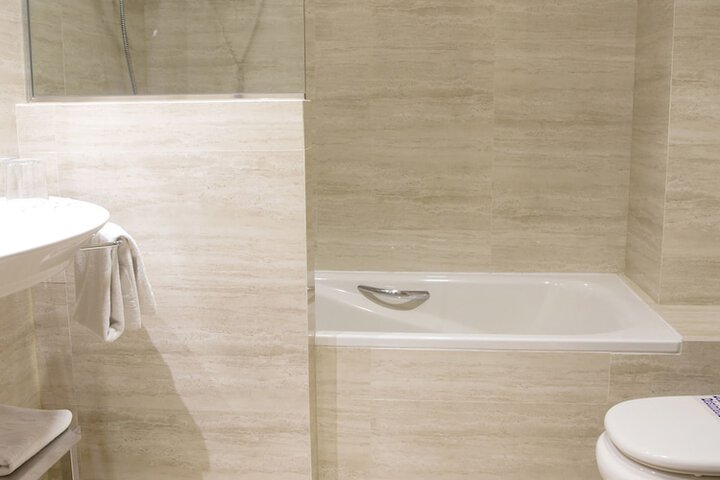 Clean Restrooms