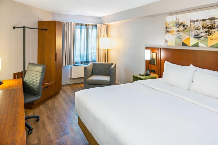 Room 21 of 68