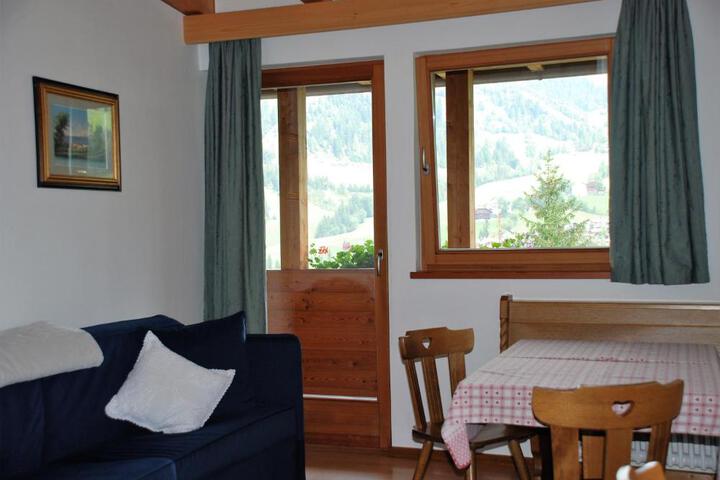 General 4 of 17