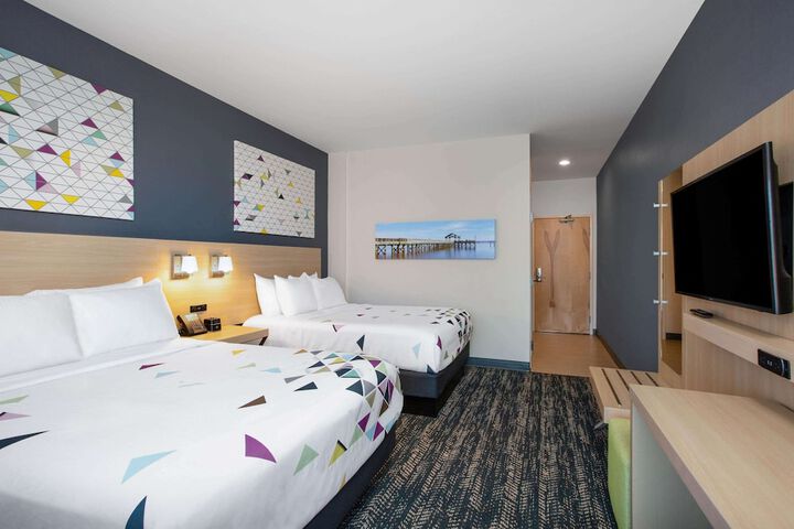 Room 6 of 29