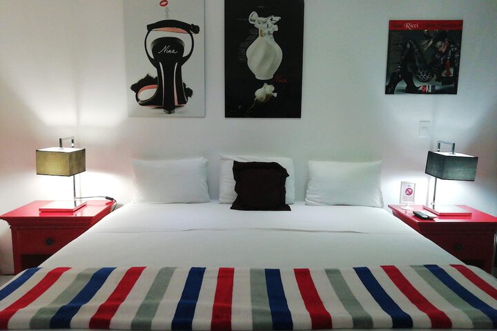 Room 5 of 27