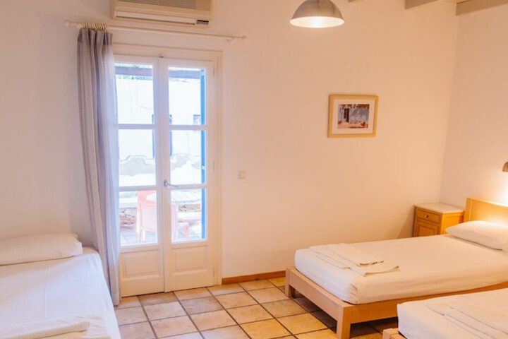 Room 5 of 48