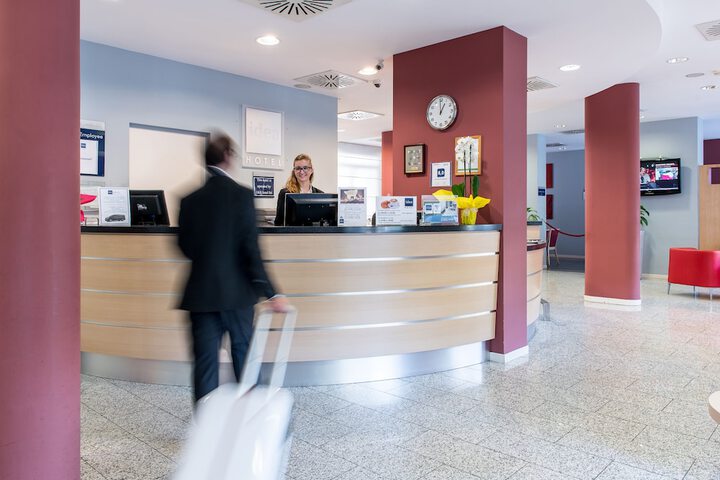 Check-in/check-out kiosk