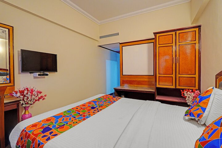 Room 18 of 34