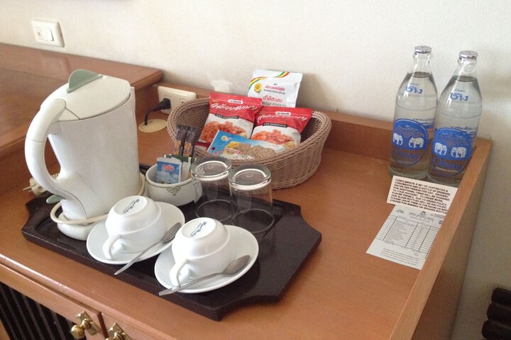 Breakfast/Coffee Service 30 of 59