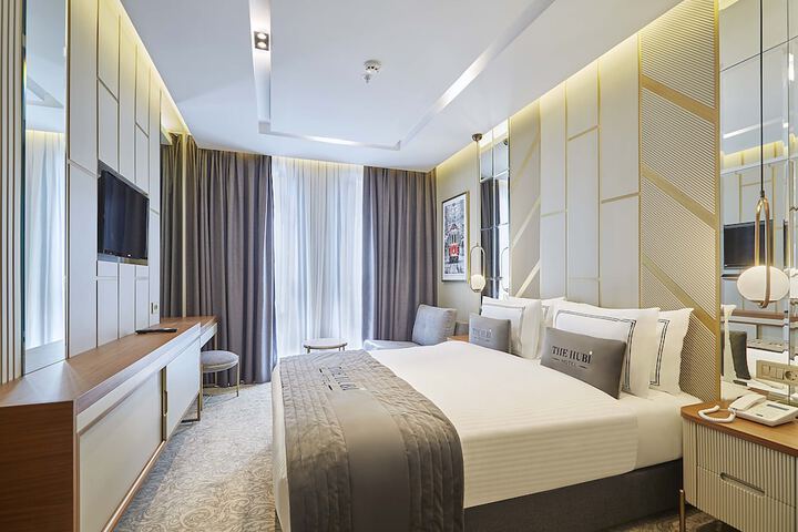 Room 31 of 76