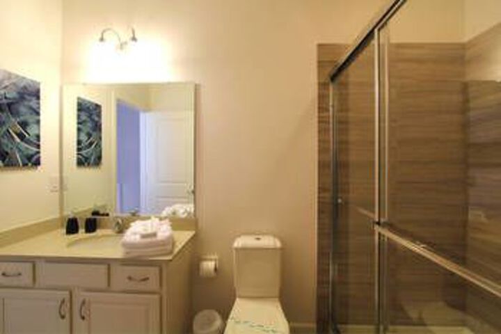 Room 5 of 27