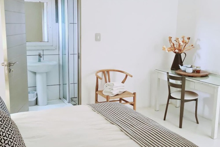 Room 15 of 46