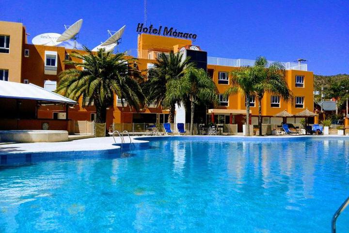 Hotel Mónaco