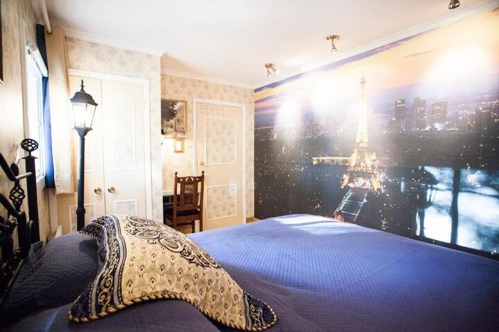 Room 9 of 36