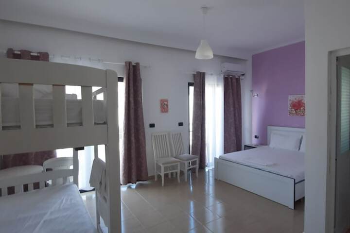 Room 9 of 17