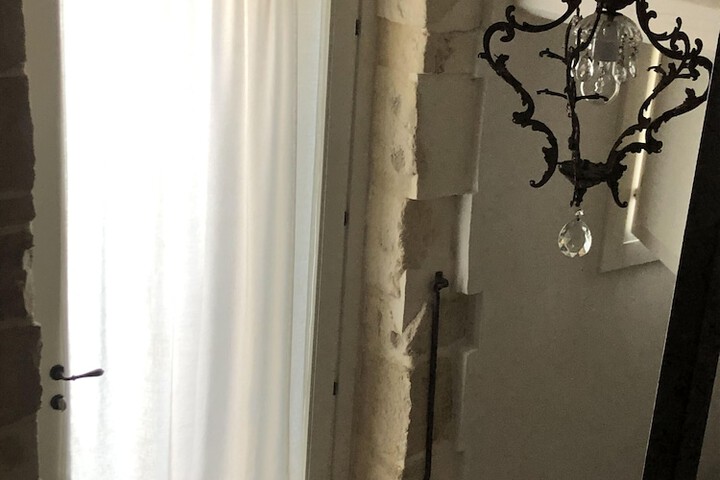 Room 13 of 50