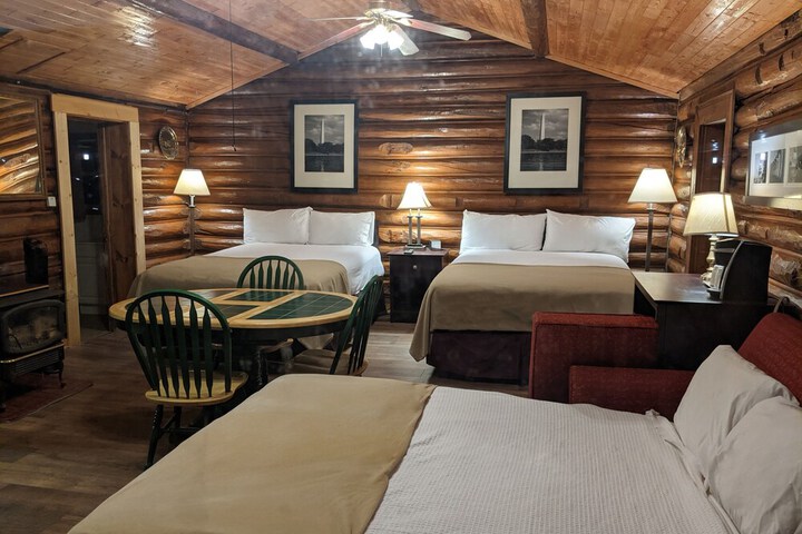 Room 9 of 50